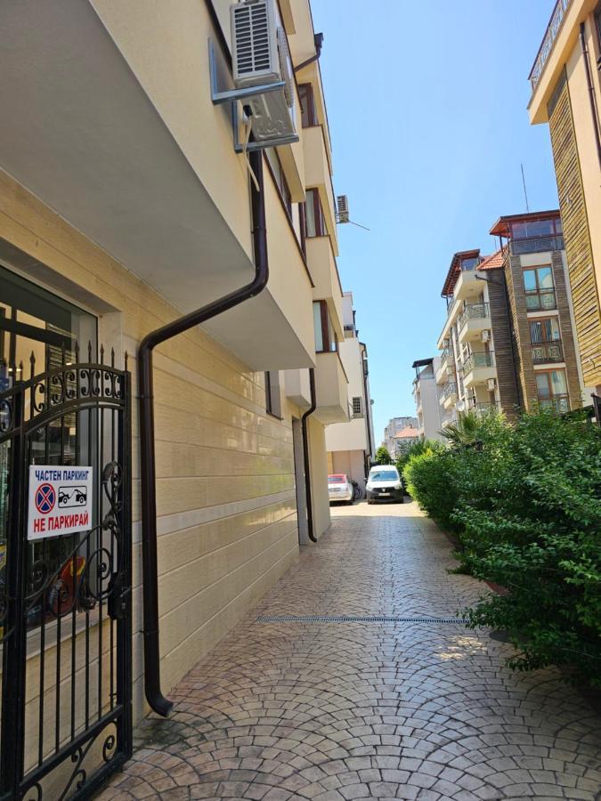 Апартамент ИВАНОВИ Сарафово Бургас Экстерьер фото